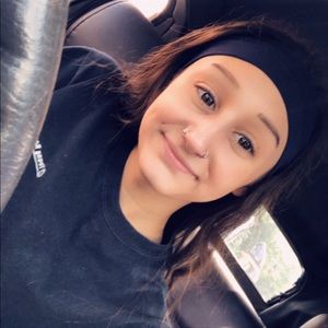 Meet your Posher, Lynn